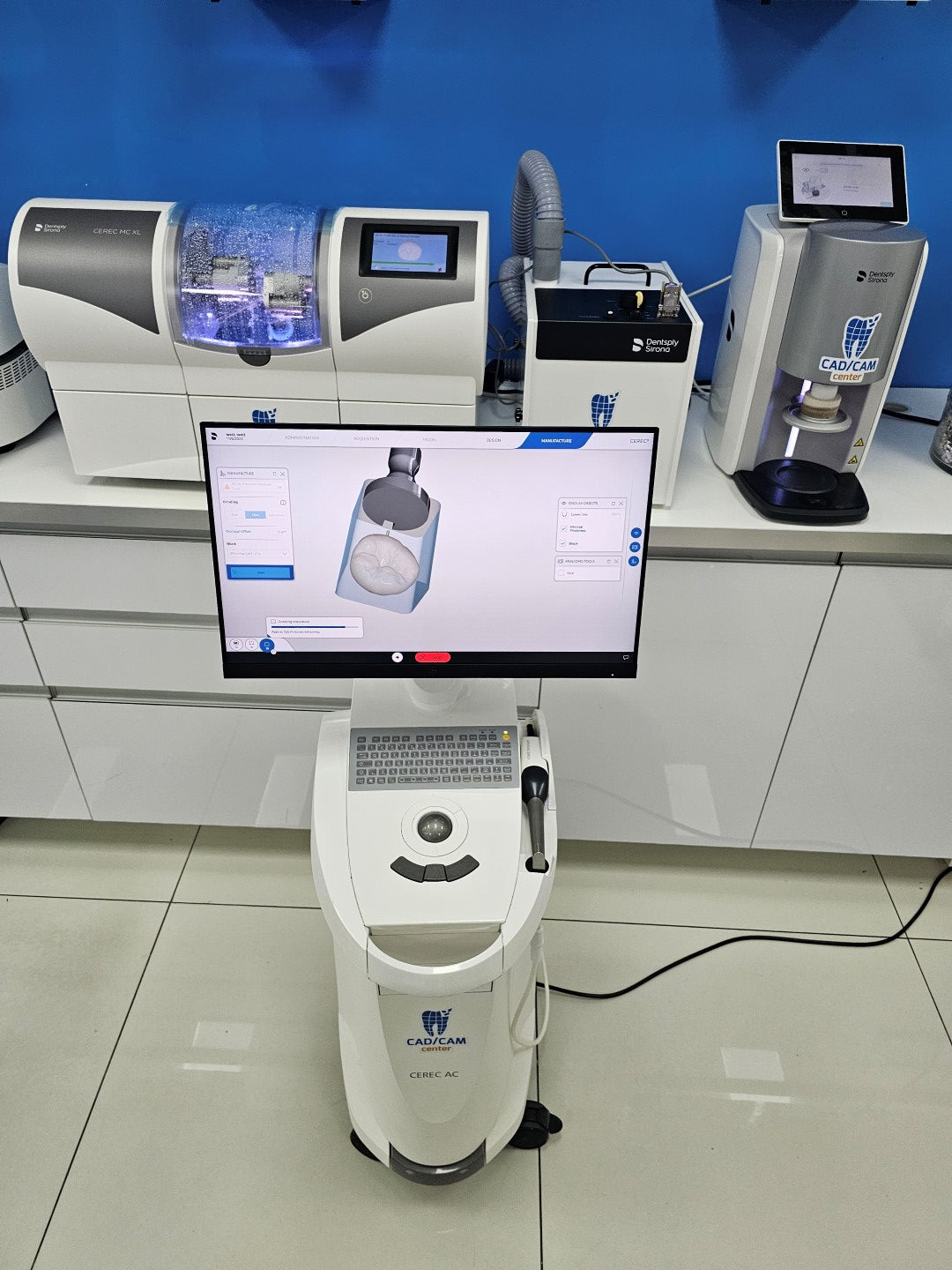 CEREC® Omnibeast - MCXL Milling Unit + Ivoclar Programat Furnace